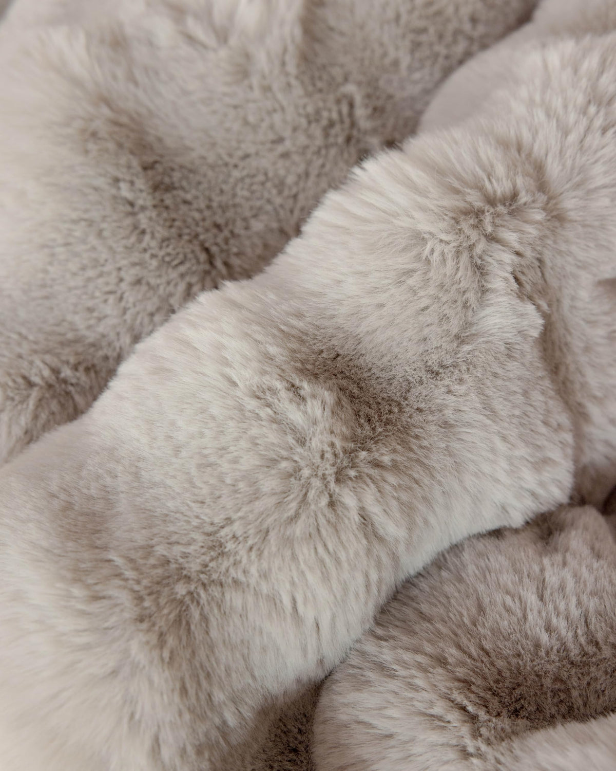 Cozy Earth Bubble Cuddle Blanket, Faux Fur Ultra-Soft Luxury Throw Blanket