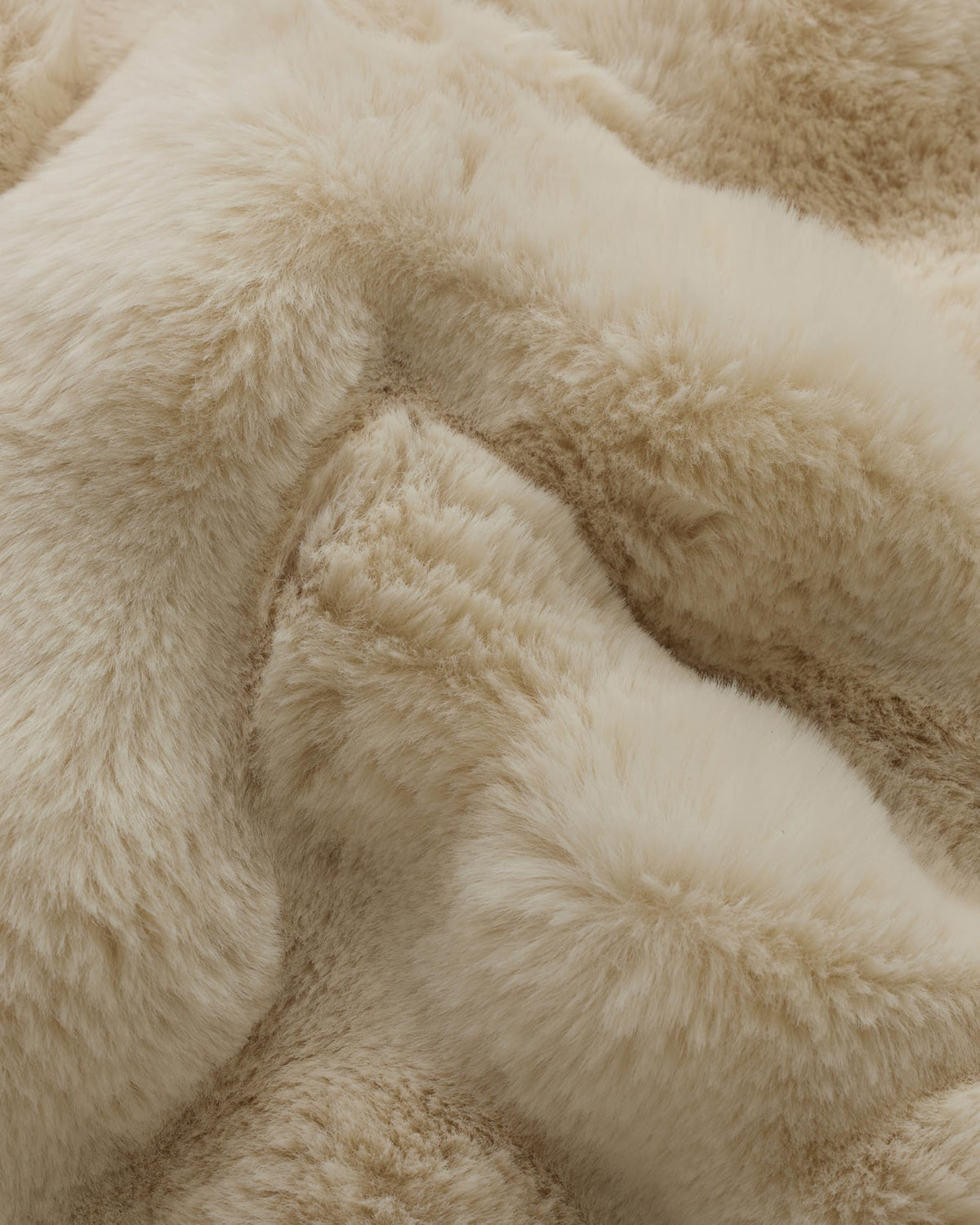 Cozy Earth Bubble Cuddle Blanket, Faux Fur Ultra-Soft Luxury Throw Blanket